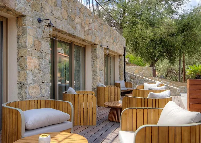 Casale Olmia Hotel 4*