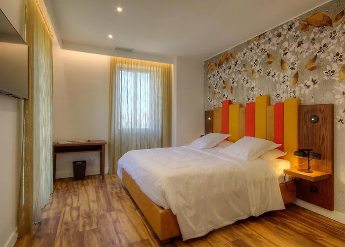 Casale Olmia 4*